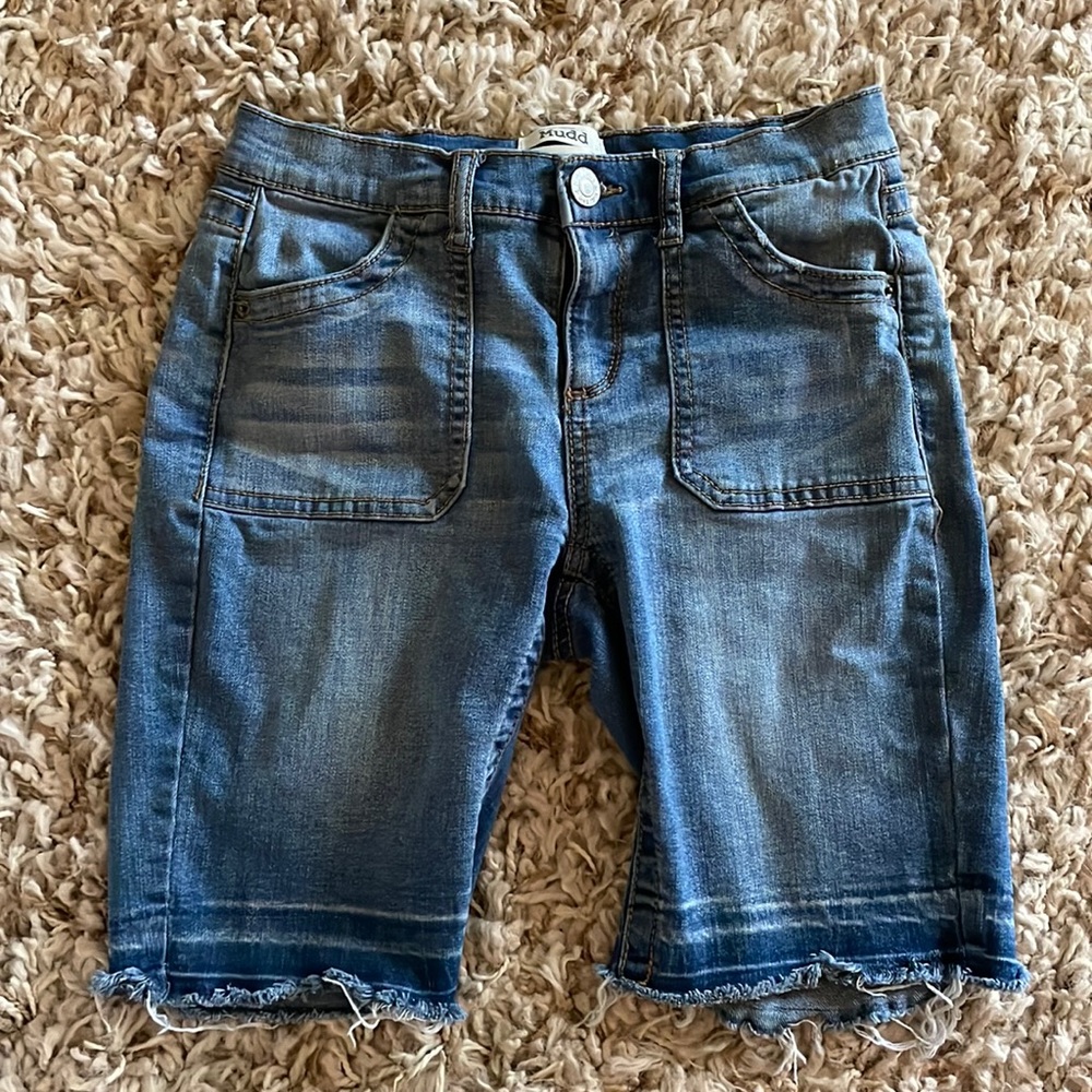 Bermuda jean shorts